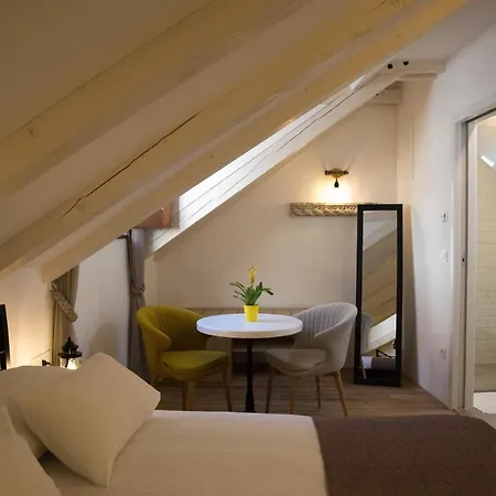 Four Winds Iv Guest house